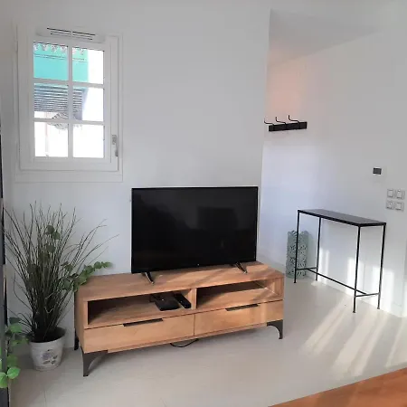 De Standing Au Coeur De Saint-jean-de-luz, A 200m De La - Fr-1-239-595 Apartment