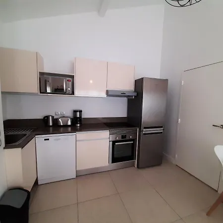 De Standing Au Coeur De Saint-jean-de-luz, A 200m De La - Fr-1-239-595 Apartment