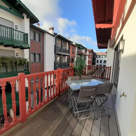 Apartment De Standing Au Coeur De Saint-jean-de-luz, A 200m De La - Fr-1-239-595 *
